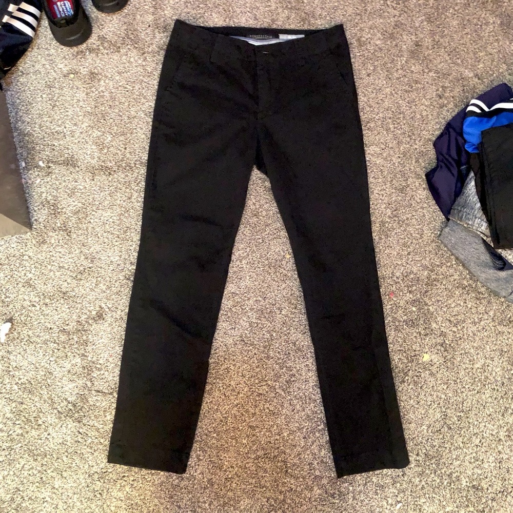 Aeropostale mens black chino pants